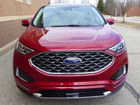 Used 2024 Ford Edge Titanium w/ Titanium Elite Package image 5