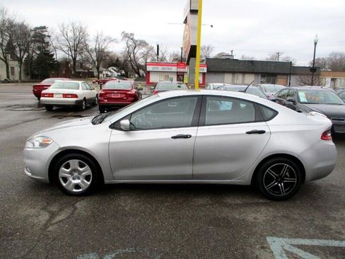 Used 2013 Dodge Dart SE w/ Value Group image 4