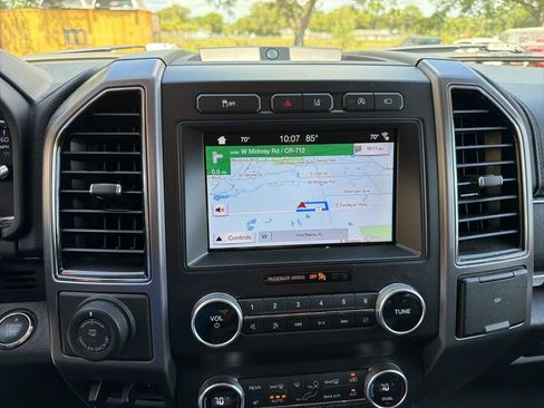 Used 2019 Ford Expedition Platinum RWD image 12
