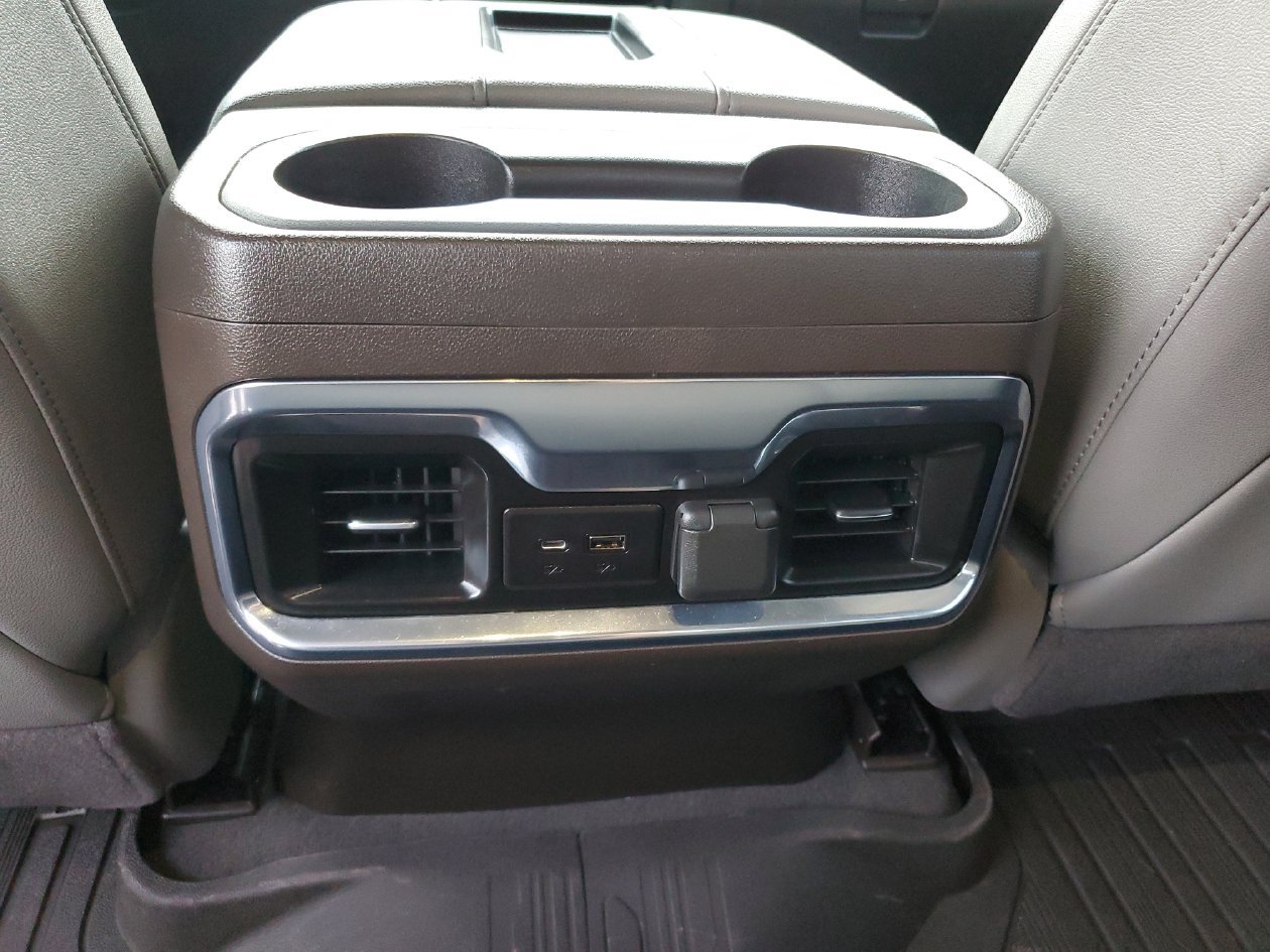 Used 2022 GMC Sierra 1500 SLT AWD/4WD image 17