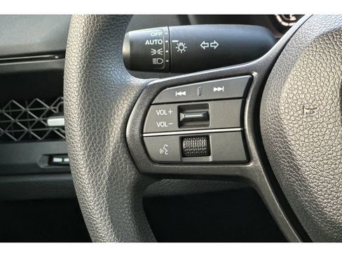 Certified 2024 Honda Accord EX image 36