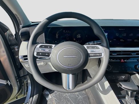 New 2026 Hyundai Tucson SEL image 8