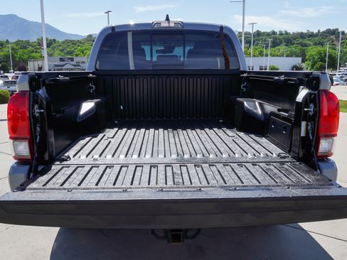 Certified 2021 Toyota Tacoma SR5 w/ Technology Package AWD/4WD image 14