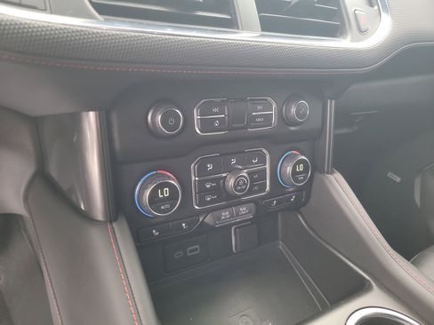 Used 2024 Chevrolet Tahoe RST w/ Luxury Package AWD/4WD image 19