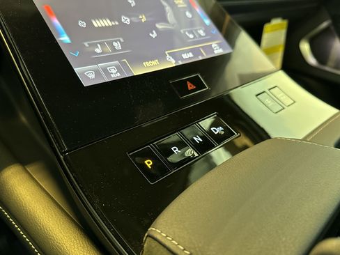 New 2026 INFINITI QX80 4WD image 20