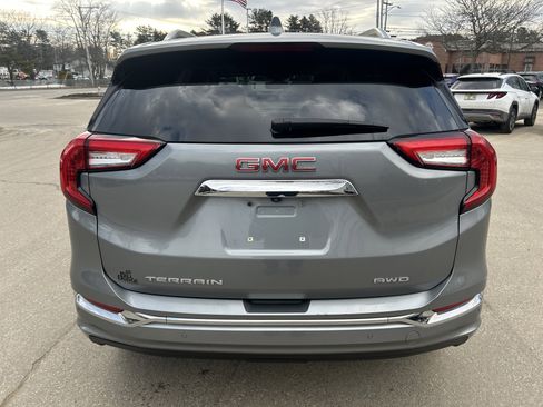 Used 2023 GMC Terrain Denali image 6
