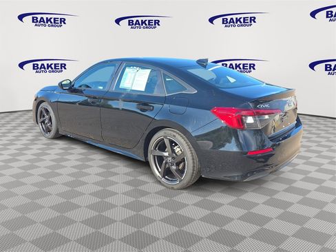 Used 2022 Honda Civic Sport image 7