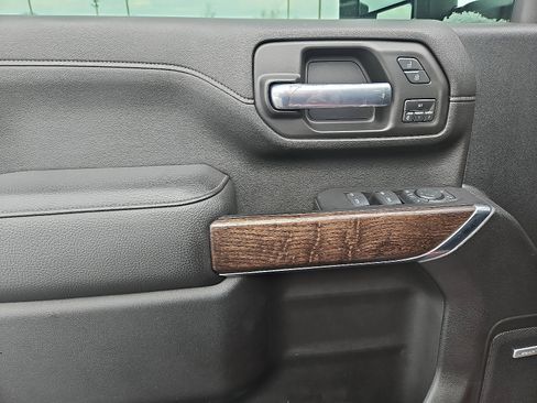 Used 2020 GMC Sierra 2500 Denali w/ Denali Ultimate Package image 12