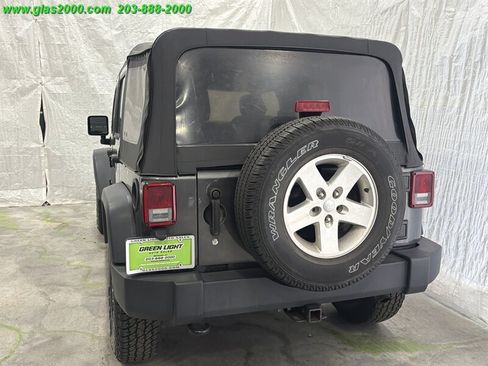 Used 2018 Jeep Wrangler Unlimited Sport S AWD/4WD image 27