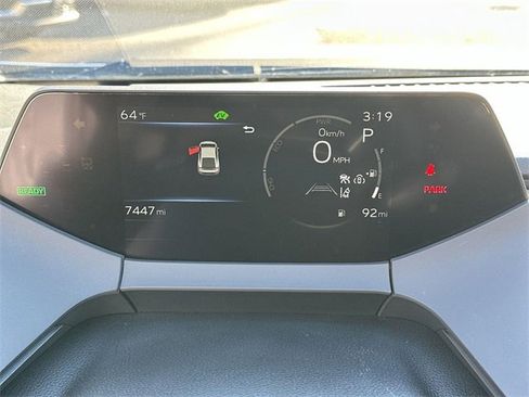 Used 2025 Toyota Prius LE image 10