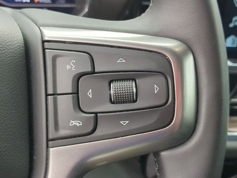 Used 2024 Chevrolet Silverado 1500 LT AWD/4WD image 20