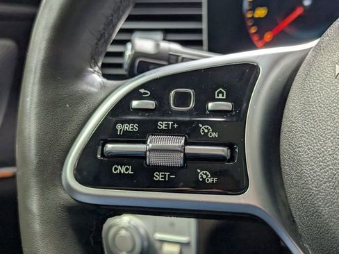 Used 2020 Mercedes-Benz GLE 350 w/ Premium Package image 20