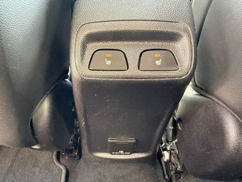 Used 2017 Chevrolet Cruze Premier FWD image 27