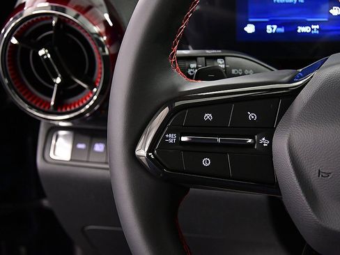 New 2026 Chevrolet Equinox RS w/ LPO, Floor Liner Package image 19