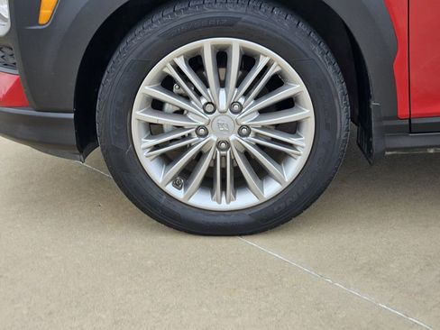 Used 2021 Hyundai Kona SEL w/ Cargo Package FWD image 16