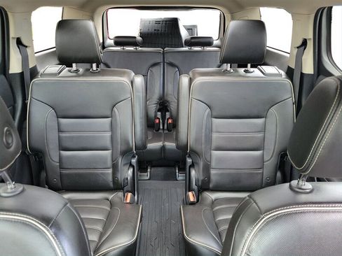 Used 2019 GMC Acadia Denali w/ Technology Package AWD/4WD image 14
