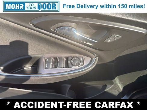 Used 2022 Chevrolet Malibu LT FWD image 11