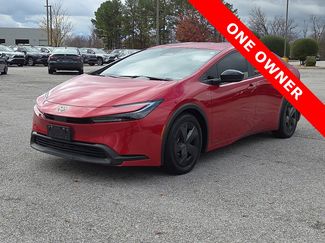 Used 2023 Toyota Prius LE video 2