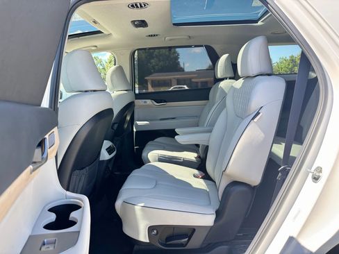 Used 2023 Hyundai Palisade Limited w/ Cargo Package image 29