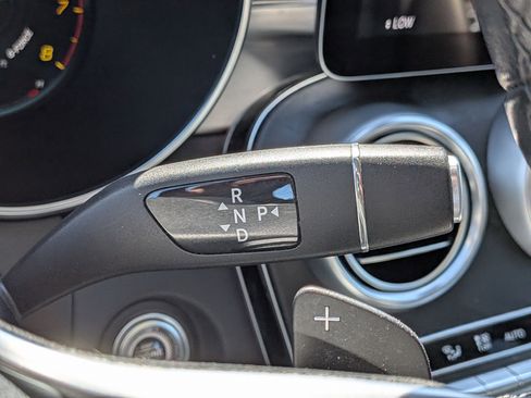 Used 2022 Mercedes-Benz GLC 300 image 25
