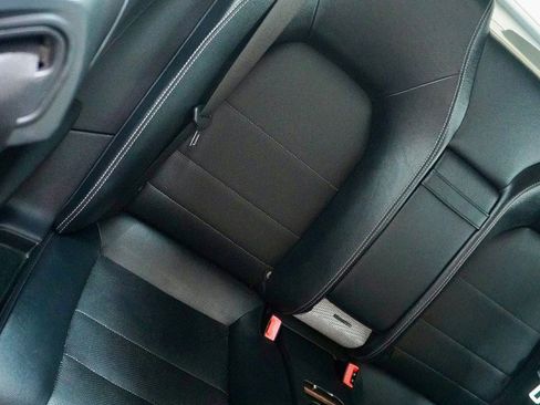 Used 2011 Mercedes-Benz E 550 Cabriolet image 9