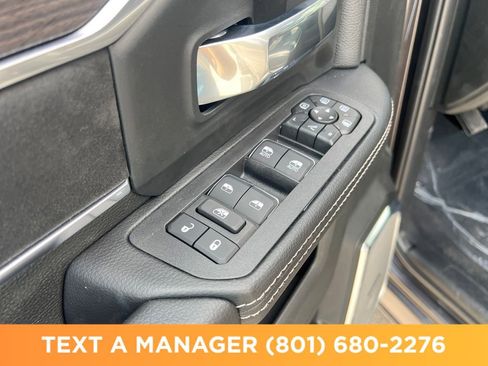 New 2026 RAM 2500 Laramie AWD/4WD image 11