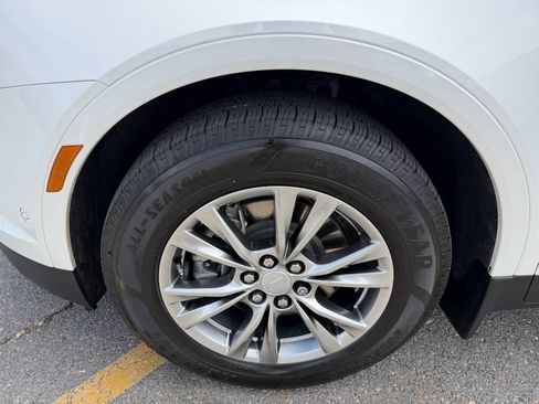 Used 2021 Cadillac XT5 Premium Luxury AWD/4WD image 9