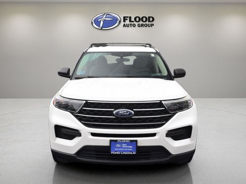 Certified 2020 Ford Explorer XLT w/ Class III Trailer Tow Package image 2