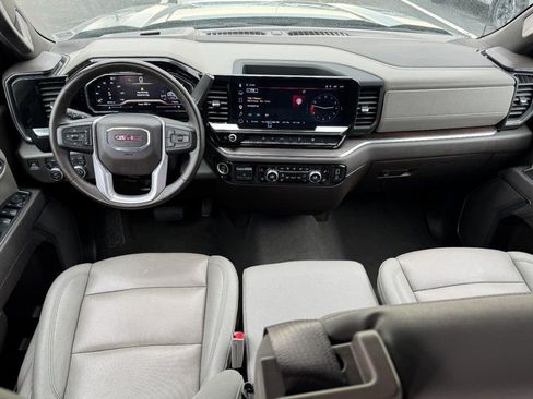 Used 2025 GMC Sierra 1500 SLT AWD/4WD image 11