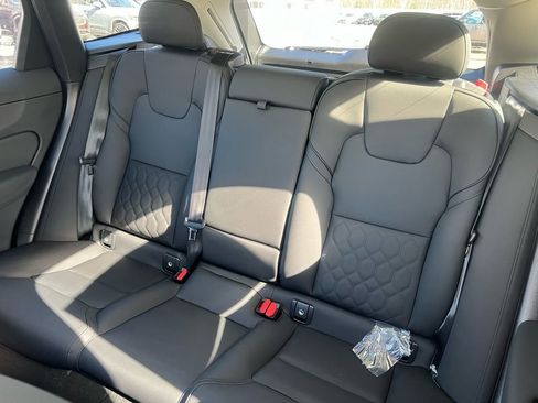New 2026 Volvo XC60 B5 Plus w/ Protection Package Premier AWD/4WD image 17