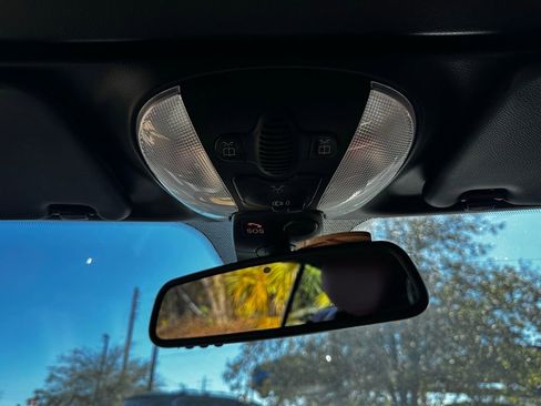 Used 2007 Mercedes-Benz SL 550 image 25