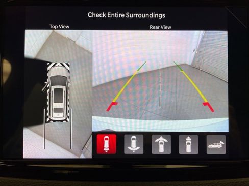 New 2026 Chrysler Pacifica Pinnacle w/ Trailer Tow Group image 12