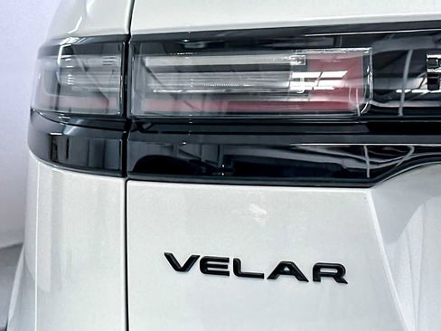 Used 2025 Land Rover Range Rover Velar Dynamic SE image 28