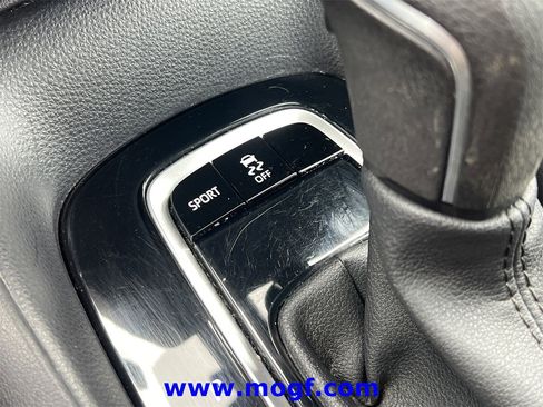 Used 2022 Toyota Corolla SE image 10