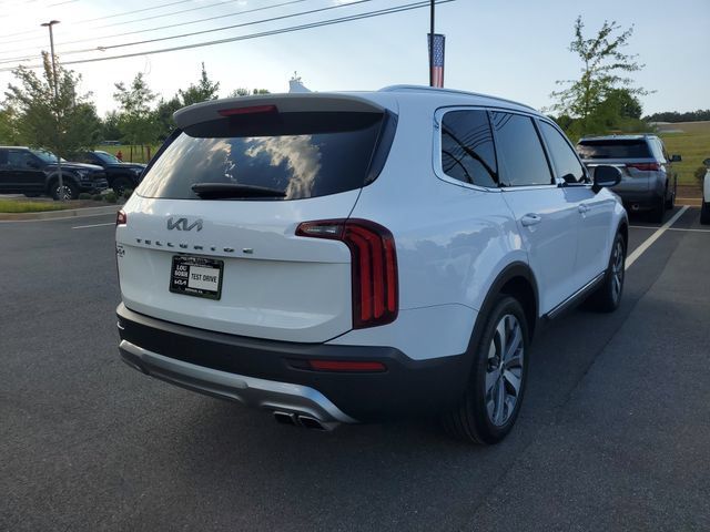 Used 2022 Kia Telluride EX w/ EX Premium Package FWD image 4