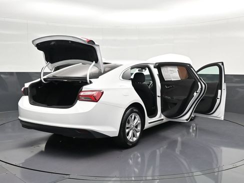 Used 2020 Chevrolet Malibu LT FWD image 29