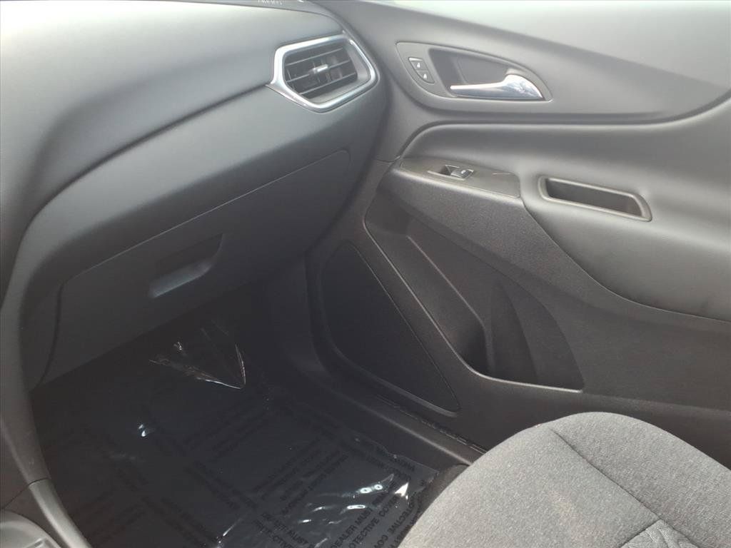 Used 2024 Chevrolet Equinox LT FWD image 22