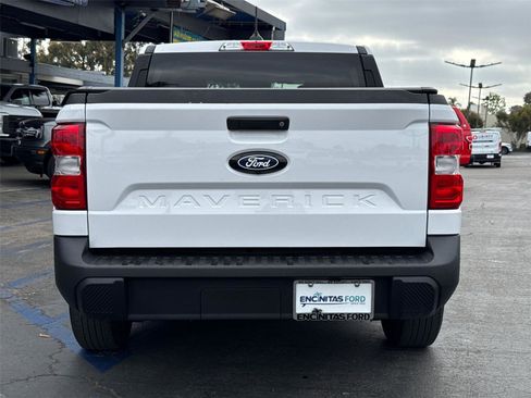 Used 2025 Ford Maverick XL FWD image 11
