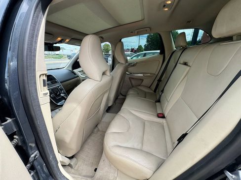 Used 2016 Volvo XC60 T5 Premier FWD image 14