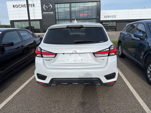 Used 2025 Mitsubishi Outlander Sport SE AWD/4WD image 3
