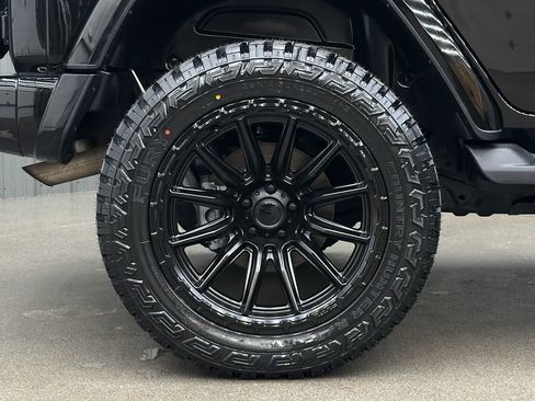 Used 2024 Jeep Wrangler High Altitude image 11