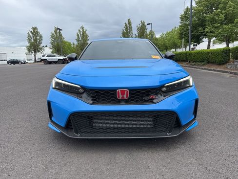 Used 2024 Honda Civic Type R image 2