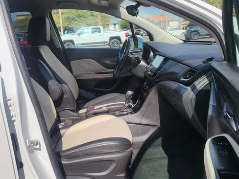 Used 2019 Buick Encore Preferred FWD image 17