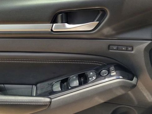 Used 2021 Nissan Altima 2.5 Platinum image 25