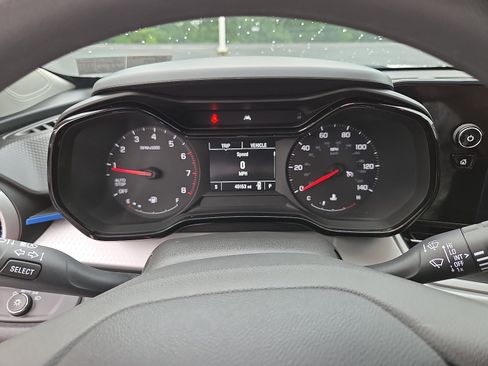 Used 2024 Chevrolet Trax LS w/ LS Convenience Package FWD image 24