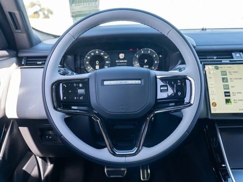 Used 2026 Land Rover Range Rover Velar Dynamic SE AWD/4WD image 13