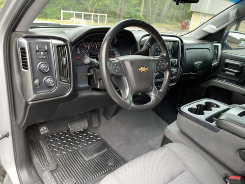 Used 2018 Chevrolet Silverado 1500 LT w/ Texas Edition AWD/4WD image 17