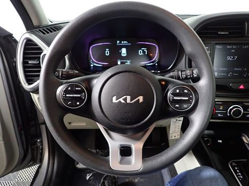 Used 2025 Kia Soul LX w/ LX Technology Package image 29