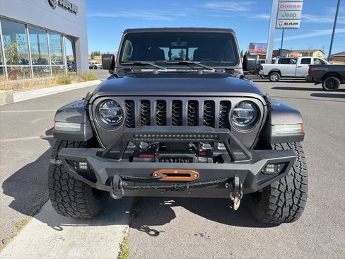 Used 2020 Jeep Gladiator Overland image 11