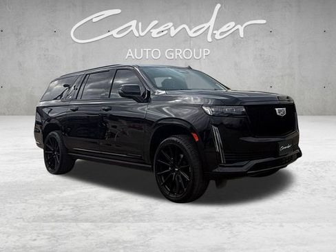 Used 2022 Cadillac Escalade ESV Sport Platinum w/ LPO, ONYX Package RWD image 2